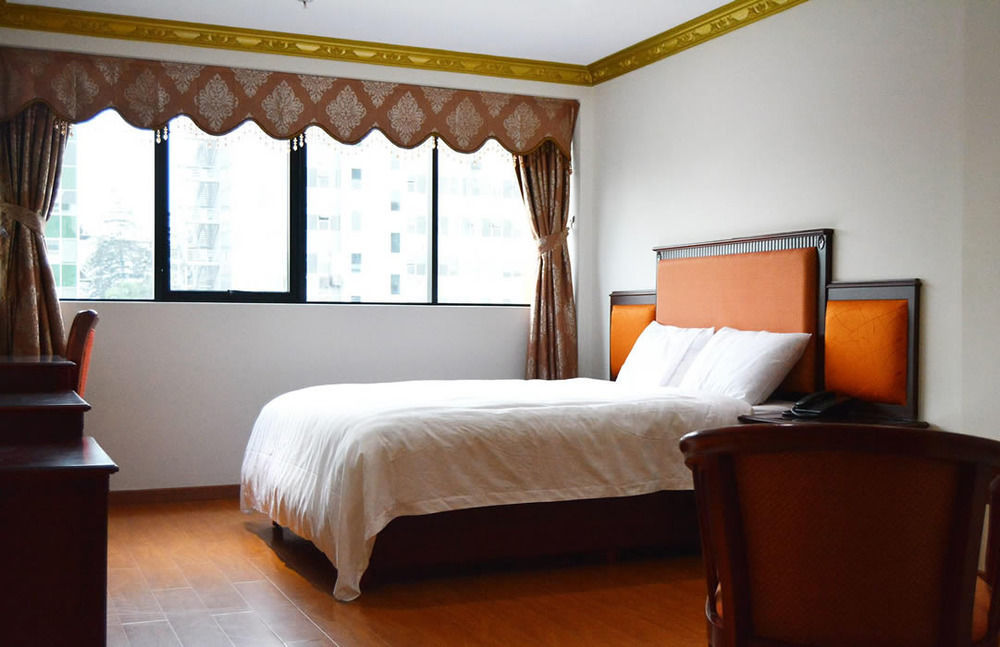 Swan Hotel Lima Luaran gambar