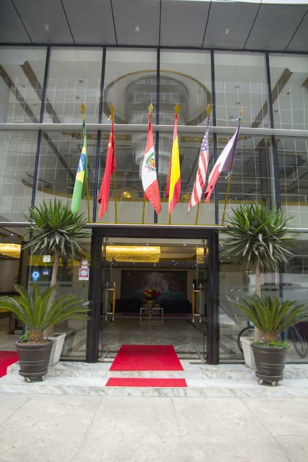 Swan Hotel Lima Luaran gambar